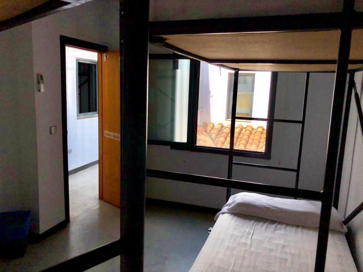Traveller Box Hostel Seville Ngoại thất bức ảnh
